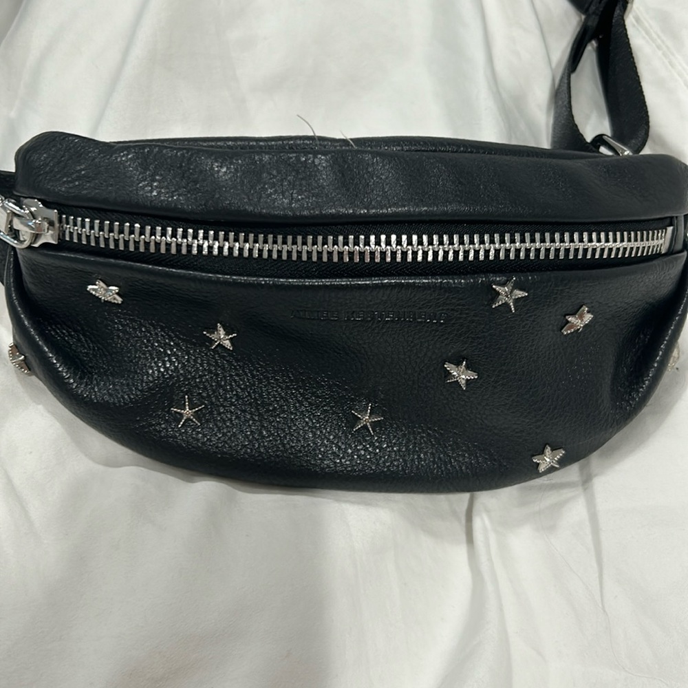 Sling bag